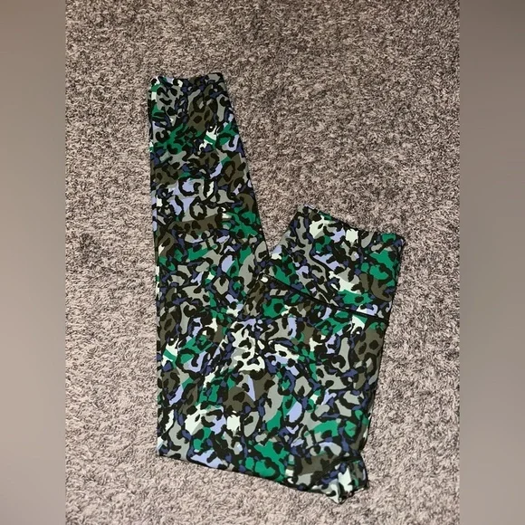 Women’s Offline by Aerie Green Blue Camo Goals 7/8 High Ride Leggings Size Large - Picture 6 of 9